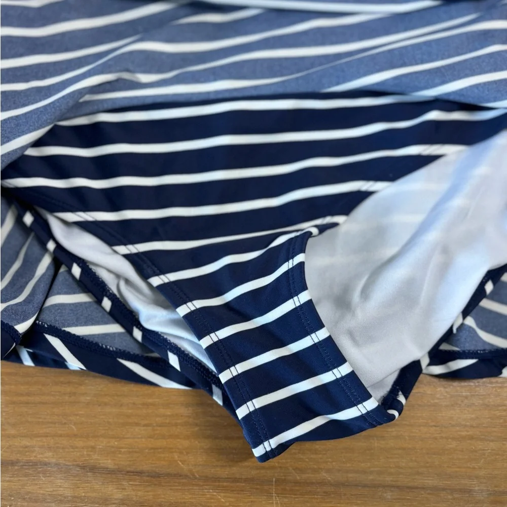 Hanna Andersson Navy and White Striped Skort‎